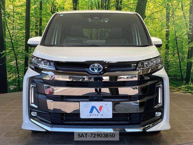 Toyota NOAH HYBRID 2022-12 8037268-13