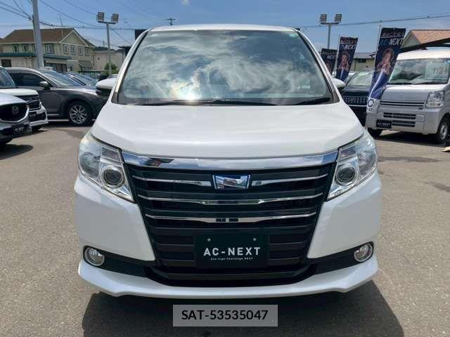 Toyota NOAH HYBRID 2015-12 8037275-13