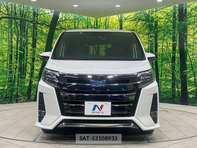 Toyota NOAH HYBRID 2017-12 8037273-14