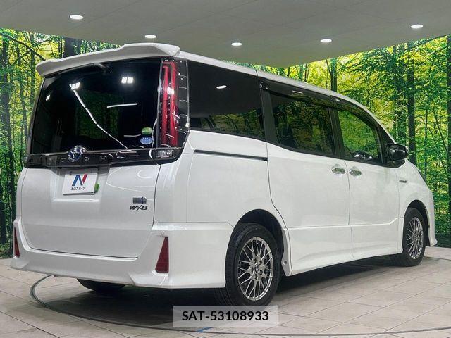 Toyota NOAH HYBRID 2017-12 8037273-17
