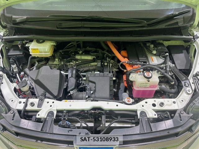 Toyota NOAH HYBRID 2017-12 8037273-18