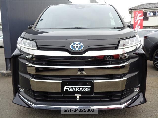 Toyota NOAH HYBRID 2023-08 8037271-1