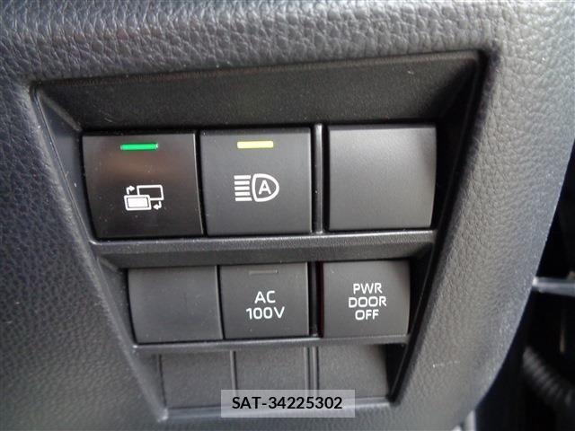 Toyota NOAH HYBRID 2023-08 8037271-29