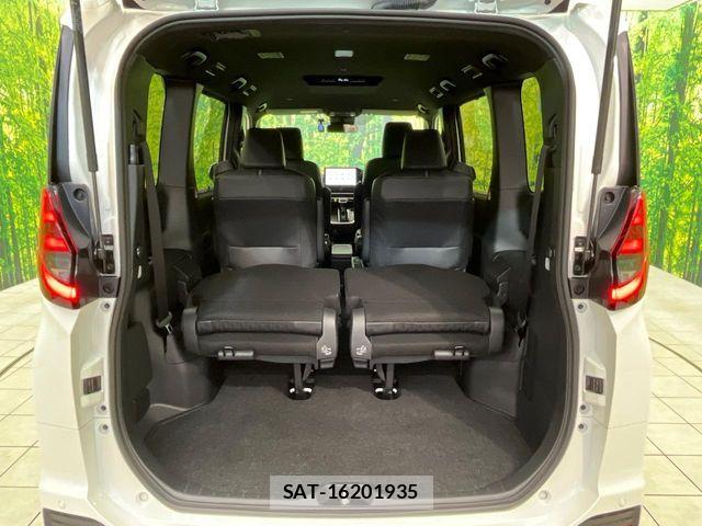 Toyota NOAH HYBRID 2025-04 8037265-10