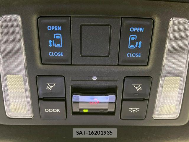 Toyota NOAH HYBRID 2025-04 8037265-5