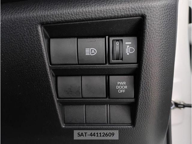 Toyota NOAH HYBRID 2023-07 8037274-16