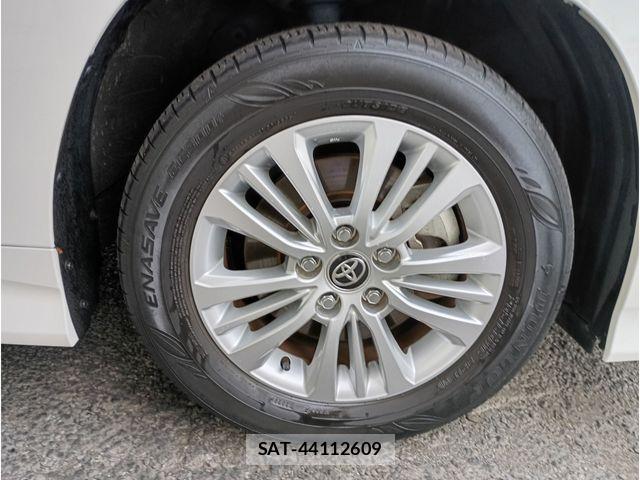 Toyota NOAH HYBRID 2023-07 8037274-18