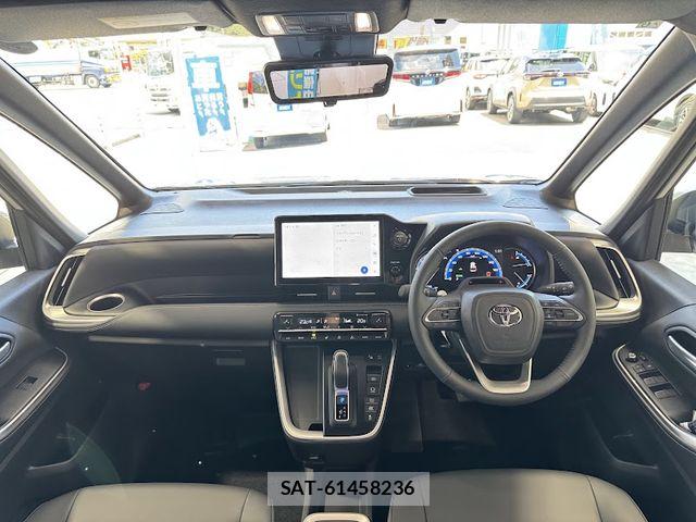 Toyota NOAH HYBRID 2026-06 8037263-1