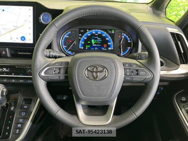 Toyota NOAH HYBRID 2022-11 8037269-10