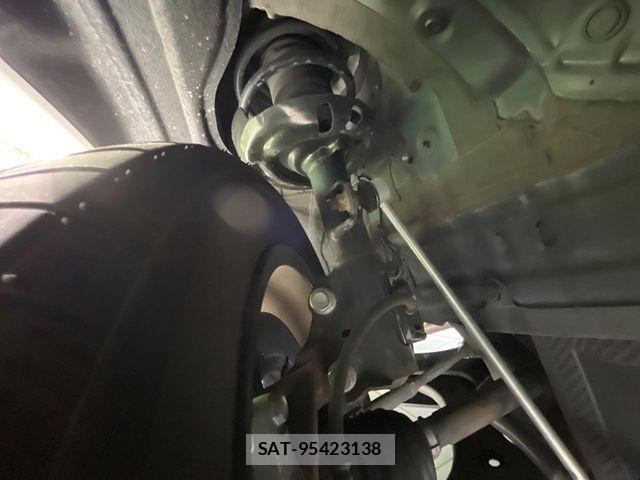 Toyota NOAH HYBRID 2022-11 8037269-19