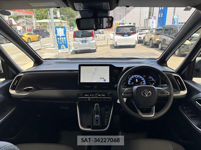Toyota NOAH HYBRID 2026-06 8037264-1