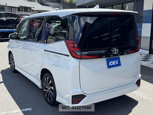 Toyota NOAH HYBRID 2026-06 8037264-2