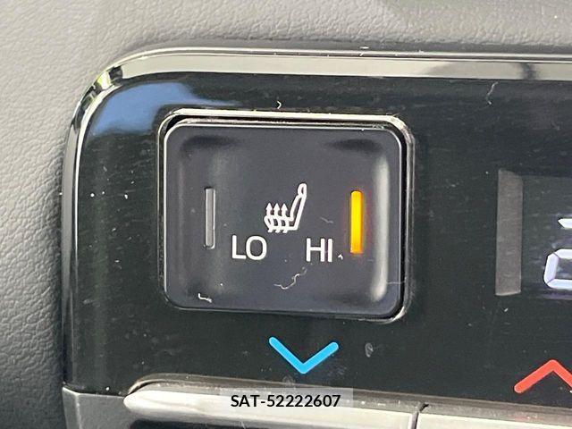 Toyota NOAH HYBRID 2023-01 8074938-5