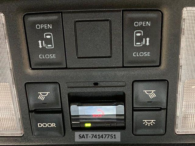 Toyota NOAH HYBRID 2023-09 8074934-6