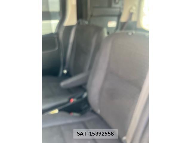Toyota NOAH HYBRID 2016-02 8074947-10