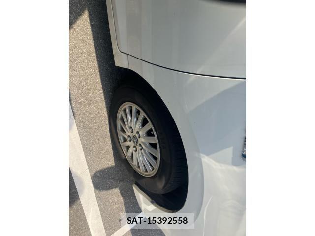 Toyota NOAH HYBRID 2016-02 8074947-16