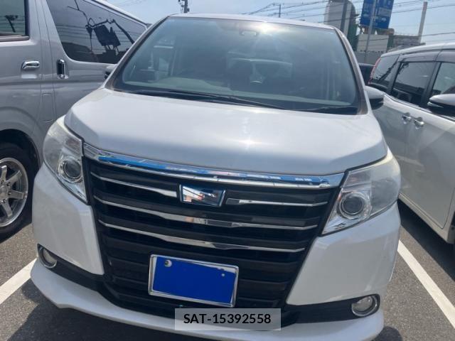 Toyota NOAH HYBRID 2016-02 8074947-1