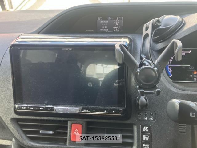 Toyota NOAH HYBRID 2016-02 8074947-20