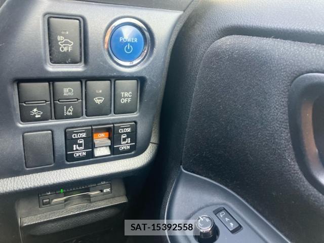 Toyota NOAH HYBRID 2016-02 8074947-21
