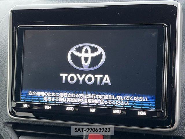 Toyota NOAH HYBRID 2020-06 8074942-2