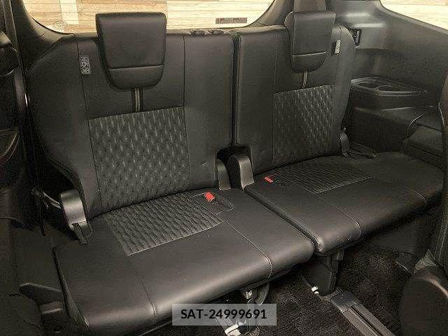 Toyota NOAH HYBRID 2023-01 8074939-12