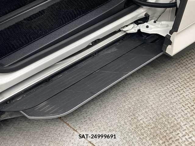 Toyota NOAH HYBRID 2023-01 8074939-7
