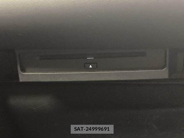 Toyota NOAH HYBRID 2023-01 8074939-8