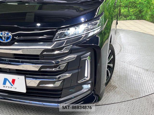 Toyota NOAH HYBRID 2023-12 8074933-13