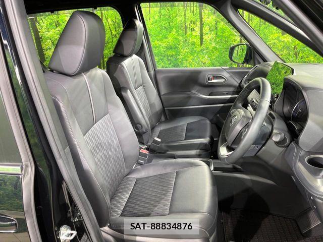 Toyota NOAH HYBRID 2023-12 8074933-8