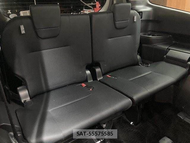 Toyota NOAH HYBRID 2023-06 8074941-12