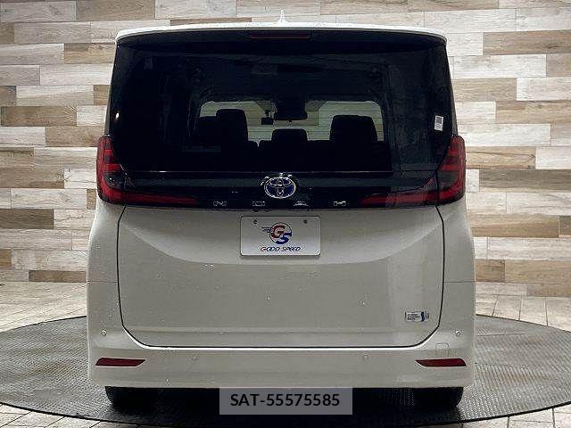 Toyota NOAH HYBRID 2023-06 8074941-14