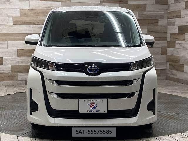 Toyota NOAH HYBRID 2023-06 8074941-2