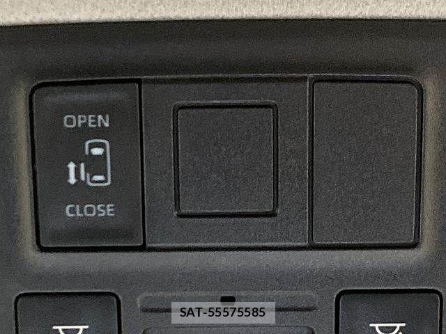 Toyota NOAH HYBRID 2023-06 8074941-7