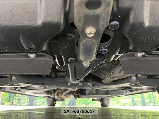 Toyota NOAH HYBRID 2016-03 8074944-18