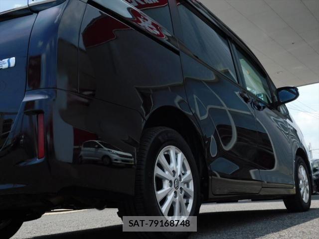 Toyota NOAH HYBRID 2017-07 8074943-16
