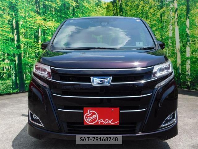 Toyota NOAH HYBRID 2017-07 8074943-1