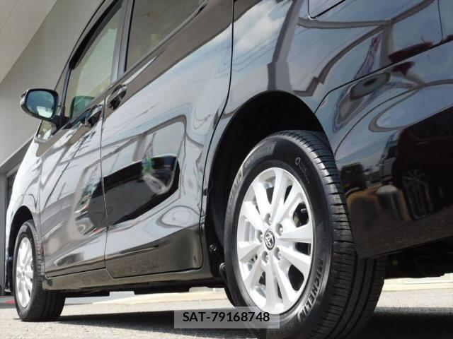 Toyota NOAH HYBRID 2017-07 8074943-20