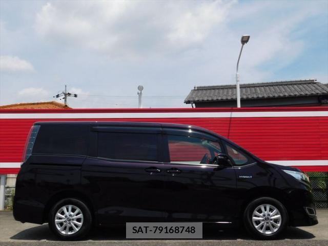 Toyota NOAH HYBRID 2017-07 8074943-3
