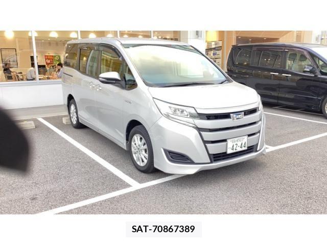 Toyota NOAH HYBRID 2018-10 8100875-0