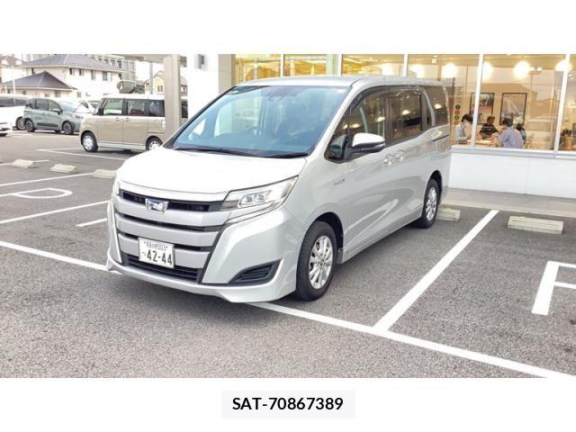 Toyota NOAH HYBRID 2018-10 8100875-2