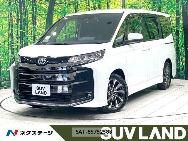 Toyota NOAH HYBRID 2022-10 8100864-0
