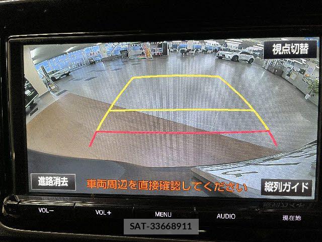 Toyota NOAH HYBRID 2017-02 8100873-10