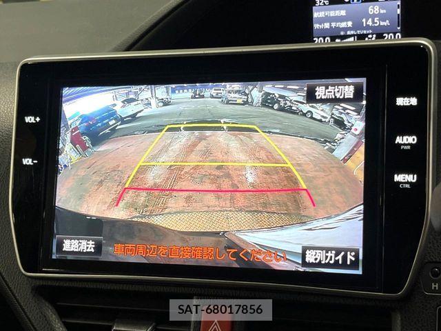 Toyota NOAH HYBRID 2017-07 8100868-4