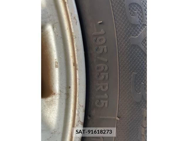 Toyota NOAH HYBRID 2014-05 8100879-11