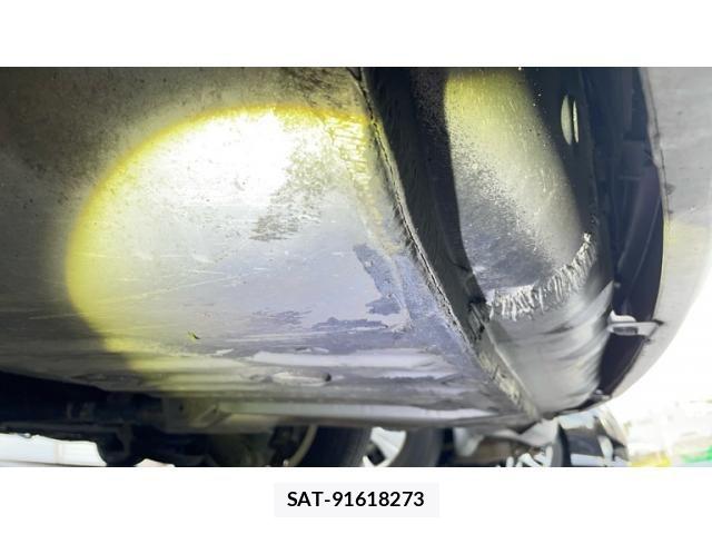 Toyota NOAH HYBRID 2014-05 8100879-26