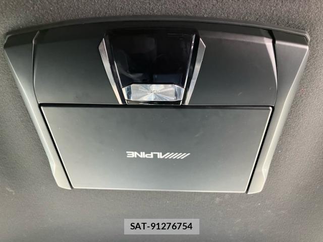Toyota NOAH HYBRID 2021-11 8100866-12