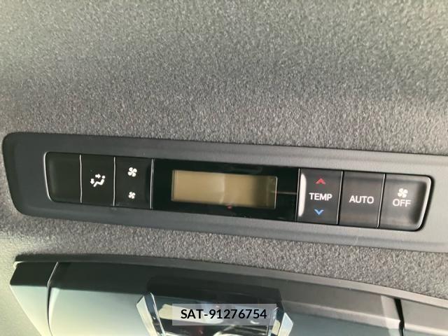 Toyota NOAH HYBRID 2021-11 8100866-13