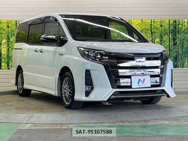Toyota NOAH HYBRID 2018-03 8100869-16