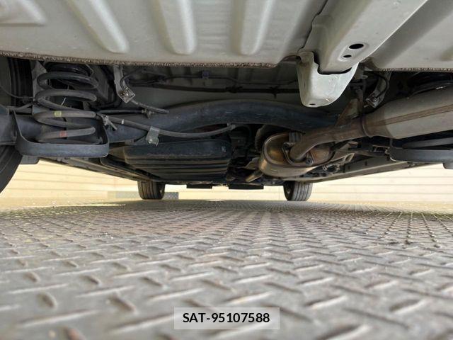 Toyota NOAH HYBRID 2018-03 8100869-19