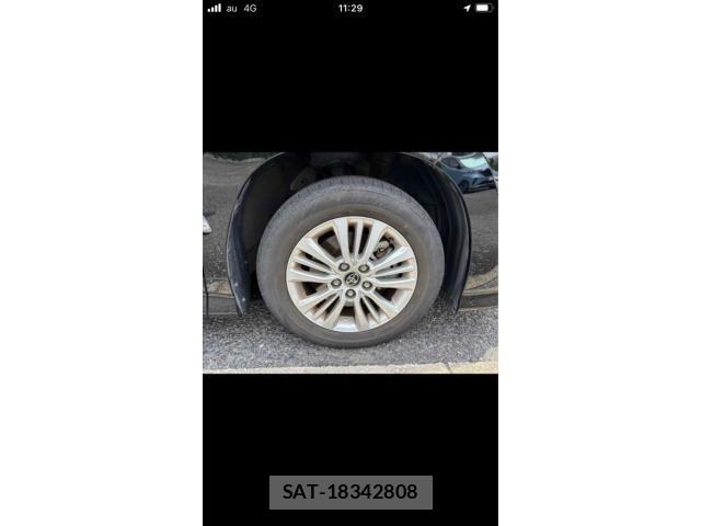 Toyota NOAH HYBRID 2022-04 8100867-4